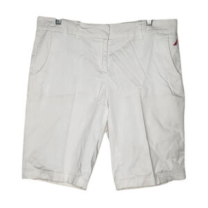 Women's Nautica Shorts, Size 8, White